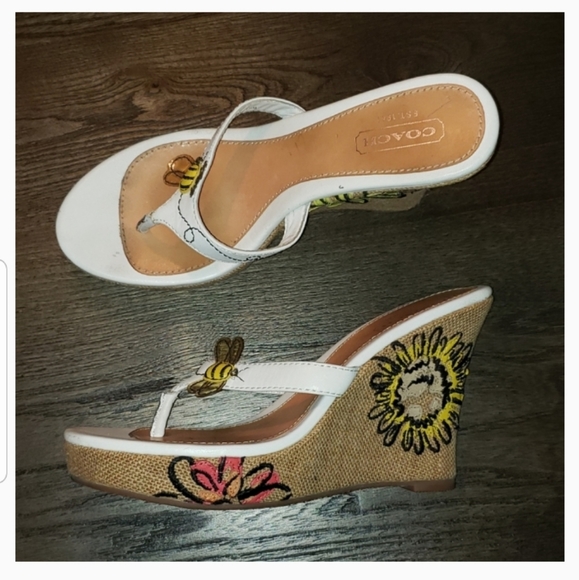 New Coach Mattie Bumblebee Wedge Thong Sandal 7.5 - Picture 2 of 8